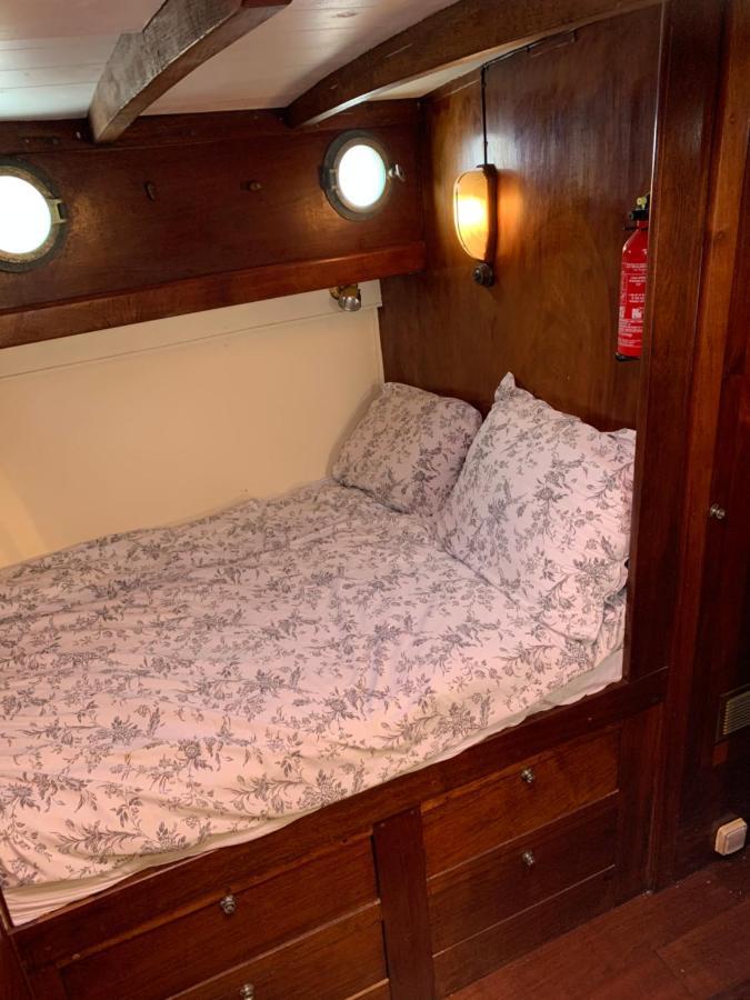 Port Deauville Yacht Vintage 外观 照片