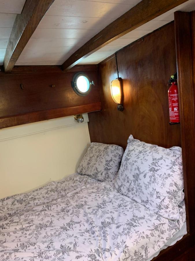 Port Deauville Yacht Vintage 外观 照片